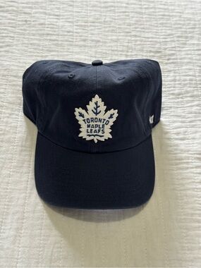 ‘47 Brand: Toronto Maple Leafs Clean Up